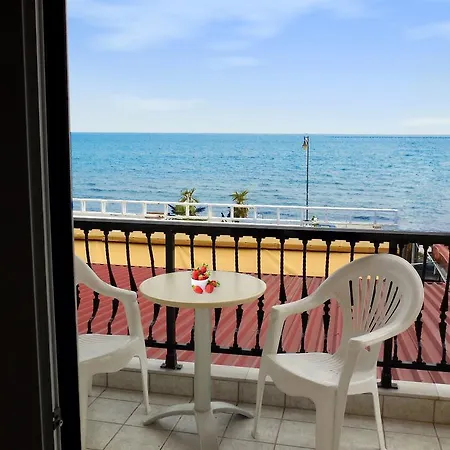 Star Beach Resort - Makrygialos Beachfront Nests Esterno foto